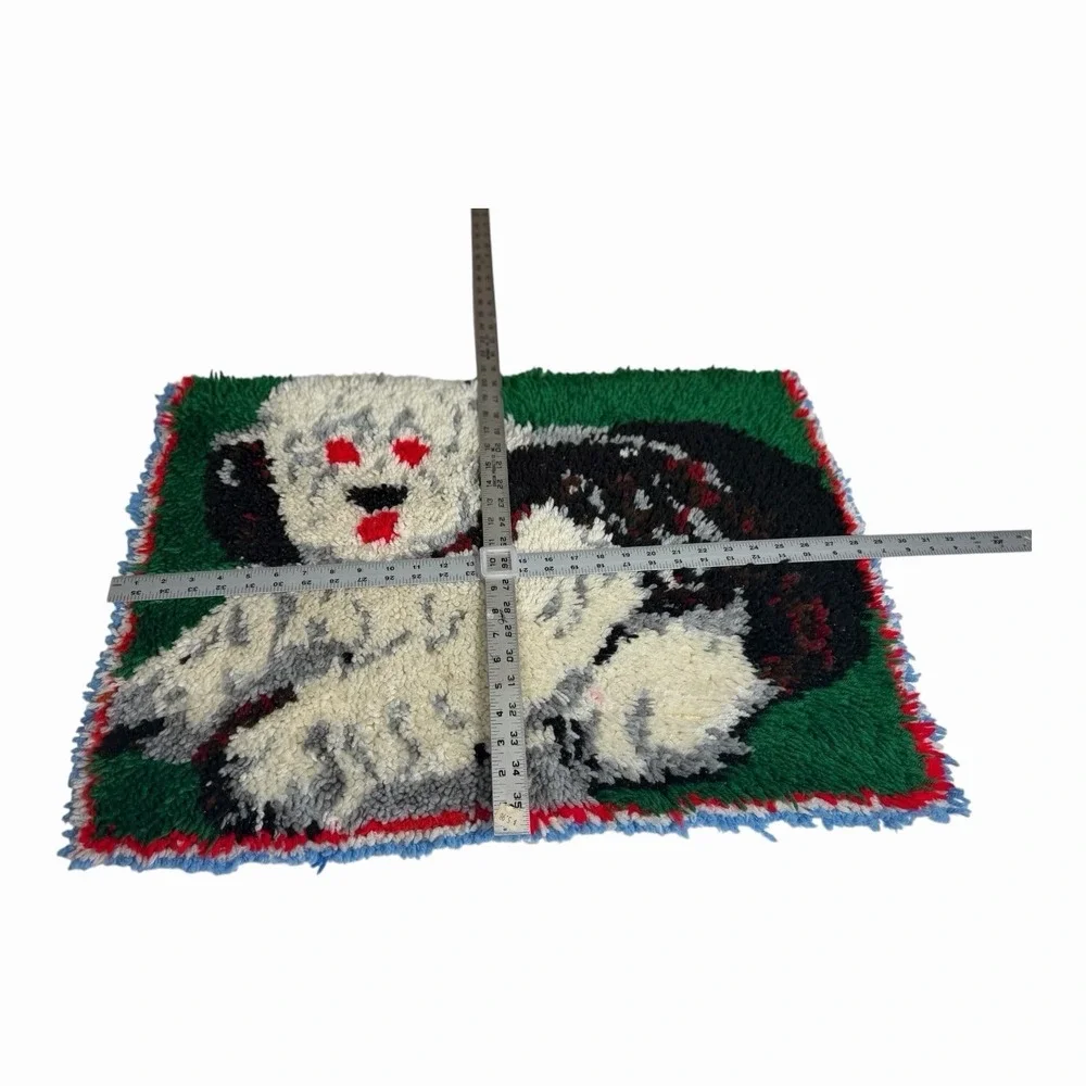 Vintage Latch Hook Rug Old English Sheep Dog R851 Completed 20